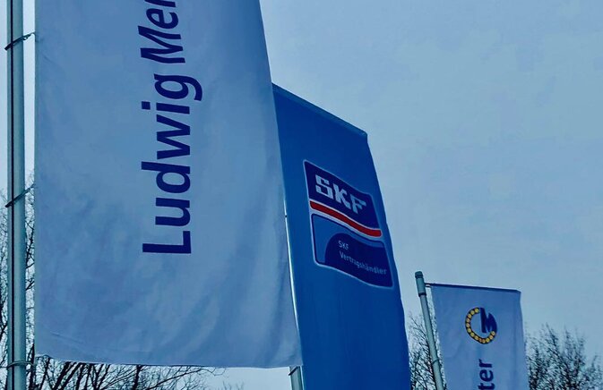 SKF Group CEO Alrik Danielson zu  Besuch in Dachau