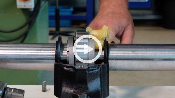 So schmieren Sie Wälzlager richtig