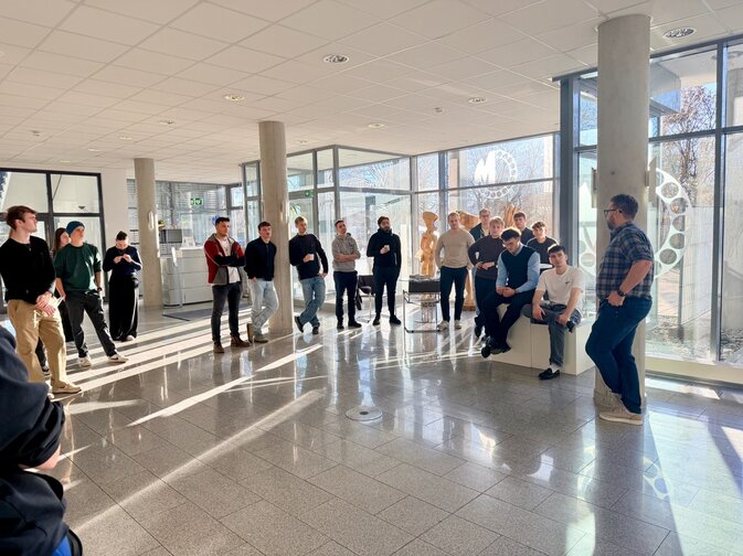 KI in der Lehre, Logistik und Praxis – Warum wir mehr ausprobieren müssen