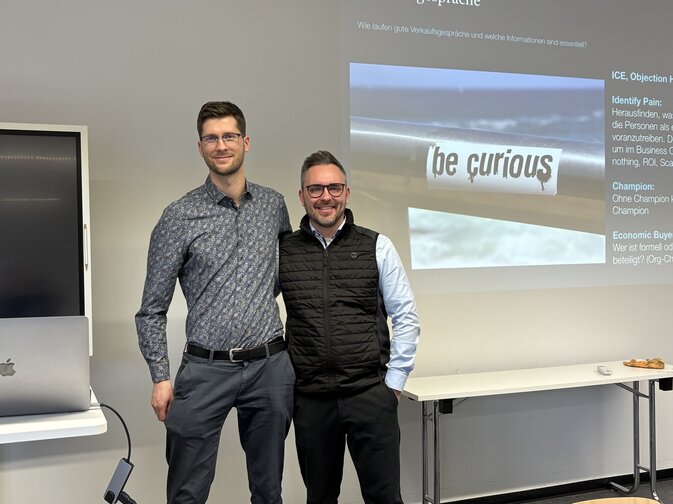 Vertrieb verstehen und gestalten: Stefan Gollmann als Dozent an der Hochschule Augsburg