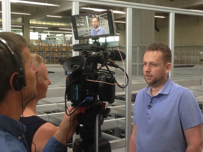… und Action!<br>Kamerateam zu Besuch bei Ludwig Meister in Dachau