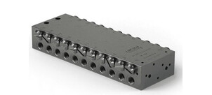 Ein metallischer Schmierstoffverteiler für progressive Schmiersysteme mit mehreren Anschlussöffnungen.